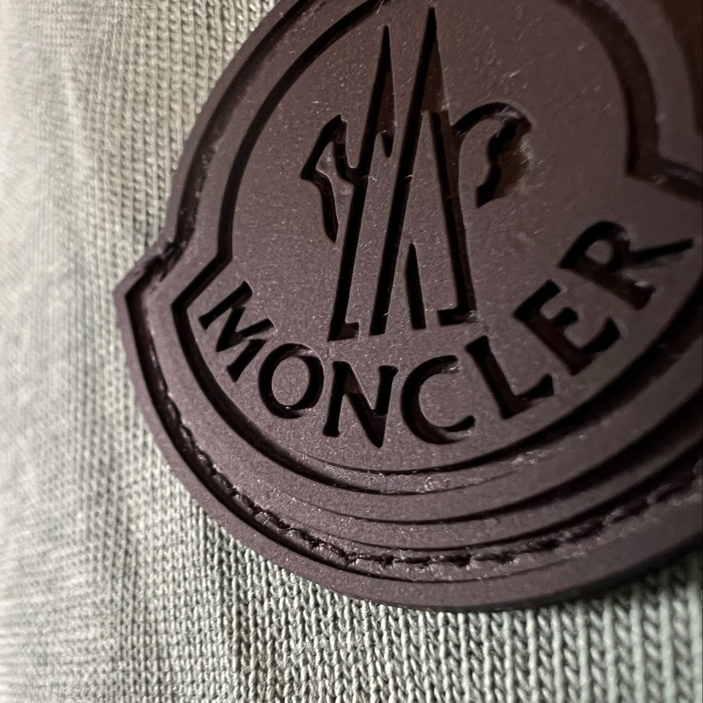 MONCLER Rubberen Print en logo T-shirt