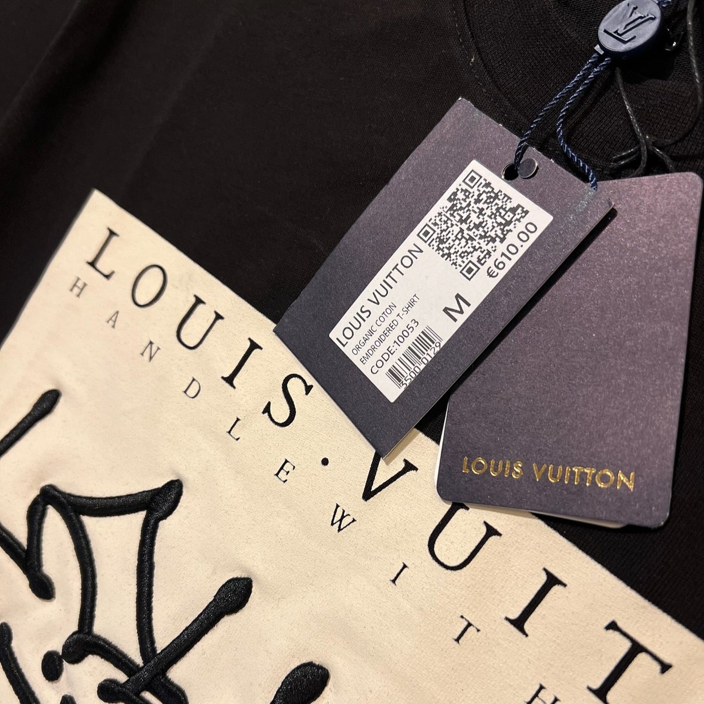 Louis Vuitton Signature Print T-Shirt
