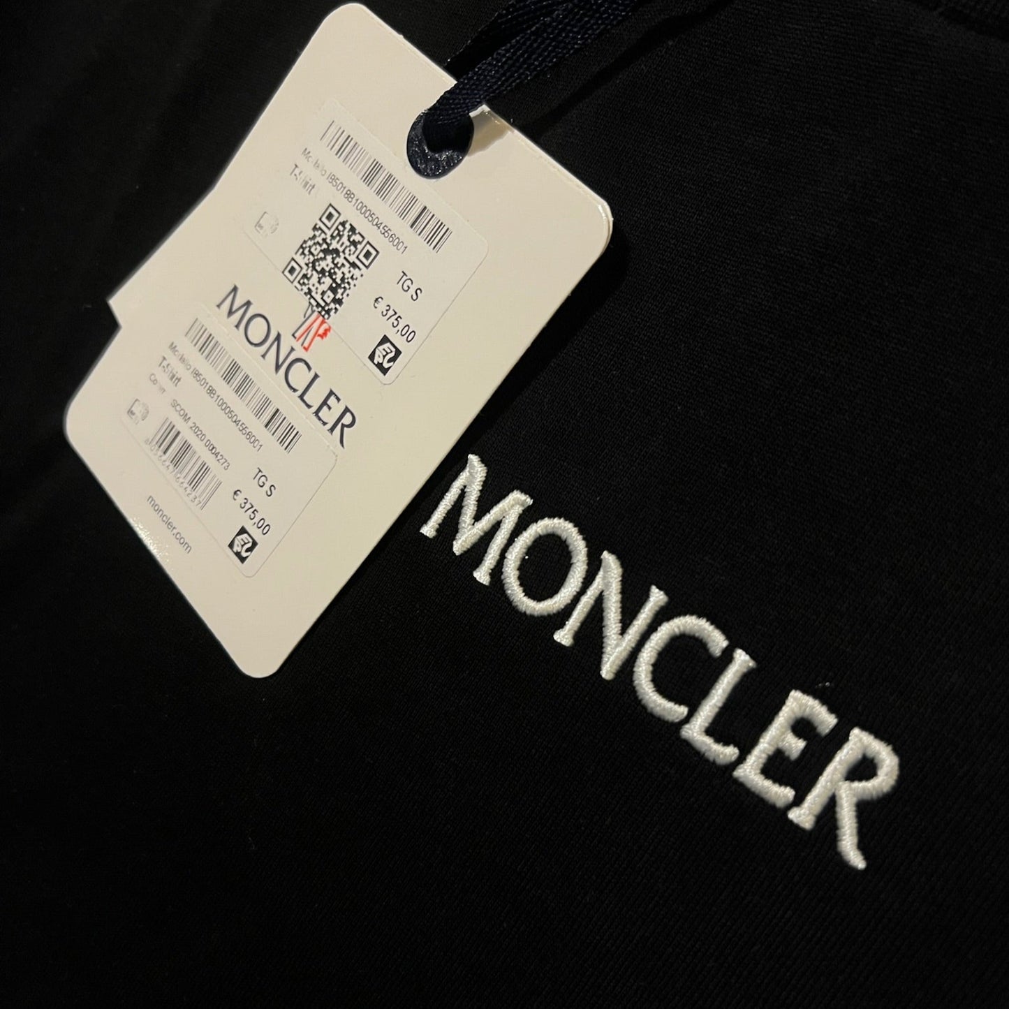 MONCLER Back print T-shirt Zwart