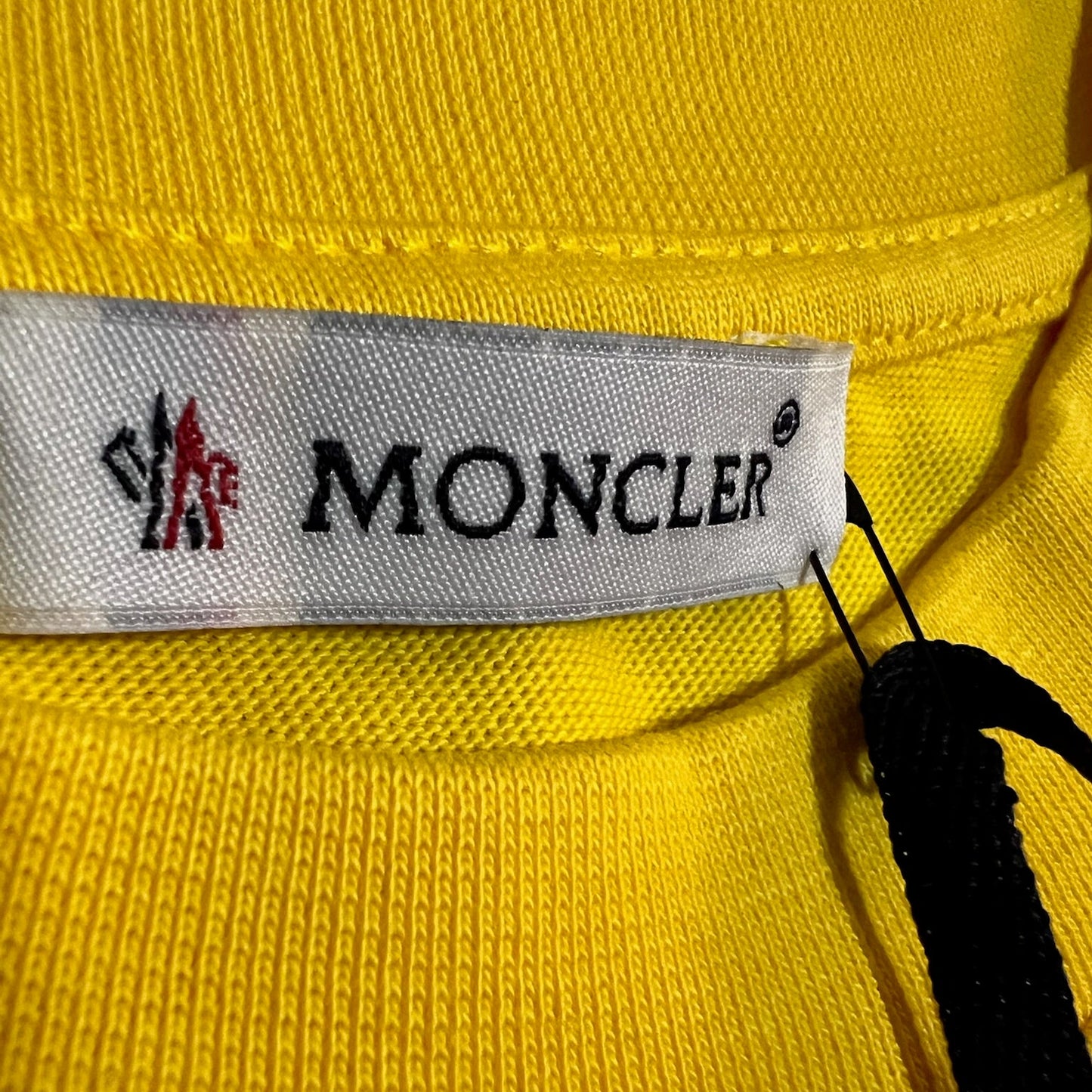 MONCLER Classic T-shirt Geel